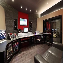 معرفی استودیوی Rosewood Music Studios