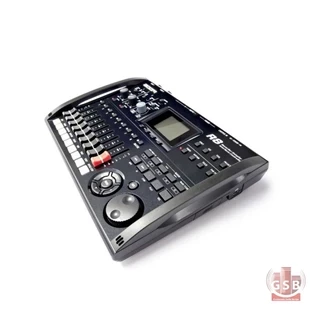 رکوردر مولتی‌ترک زوم ZOOM R8
