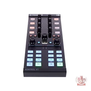 دی جی کنترلر نیتیو اینسترومنتز Native Instruments Traktor Kontrol X1 MK2